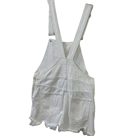 Free People - Women’s Overalls Dress ’Torn Up Jumper’ Distressed - White, Size 0 - Picture 8 of 17